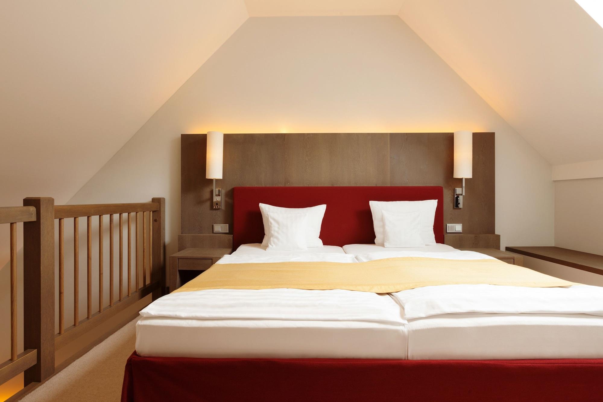 Schlosshotel Kitzbuehel A-Rosa Collection Екстер'єр фото A typical hotel room