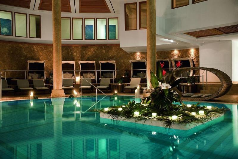 Schlosshotel Kitzbuehel A-Rosa Collection Екстер'єр фото The spa at the Hotel