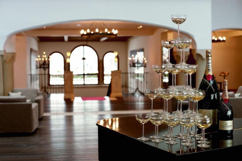 Schlosshotel Kitzbuehel A-Rosa Collection Екстер'єр фото The interior of the winery