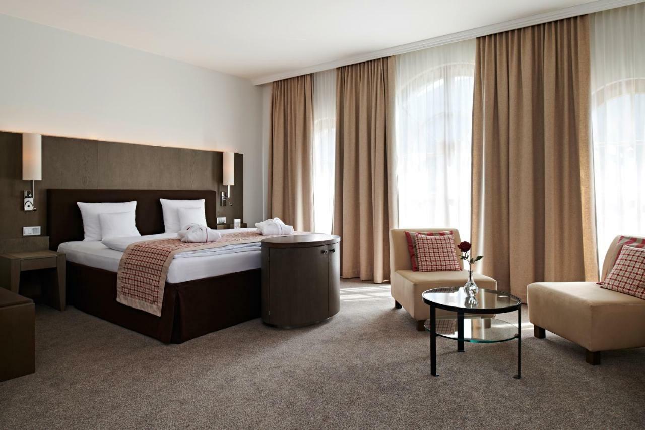 Schlosshotel Kitzbuehel A-Rosa Collection Екстер'єр фото A room at the hotel